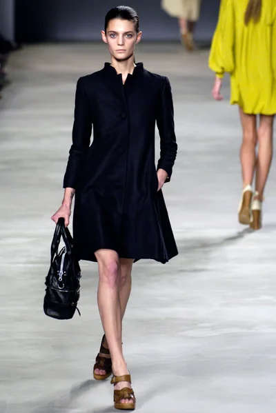 Look 25